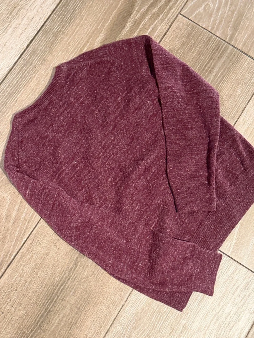 GAP Maroon Heathered Crewneck Sweater (HU)